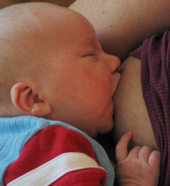 Women+breastfeeding+women